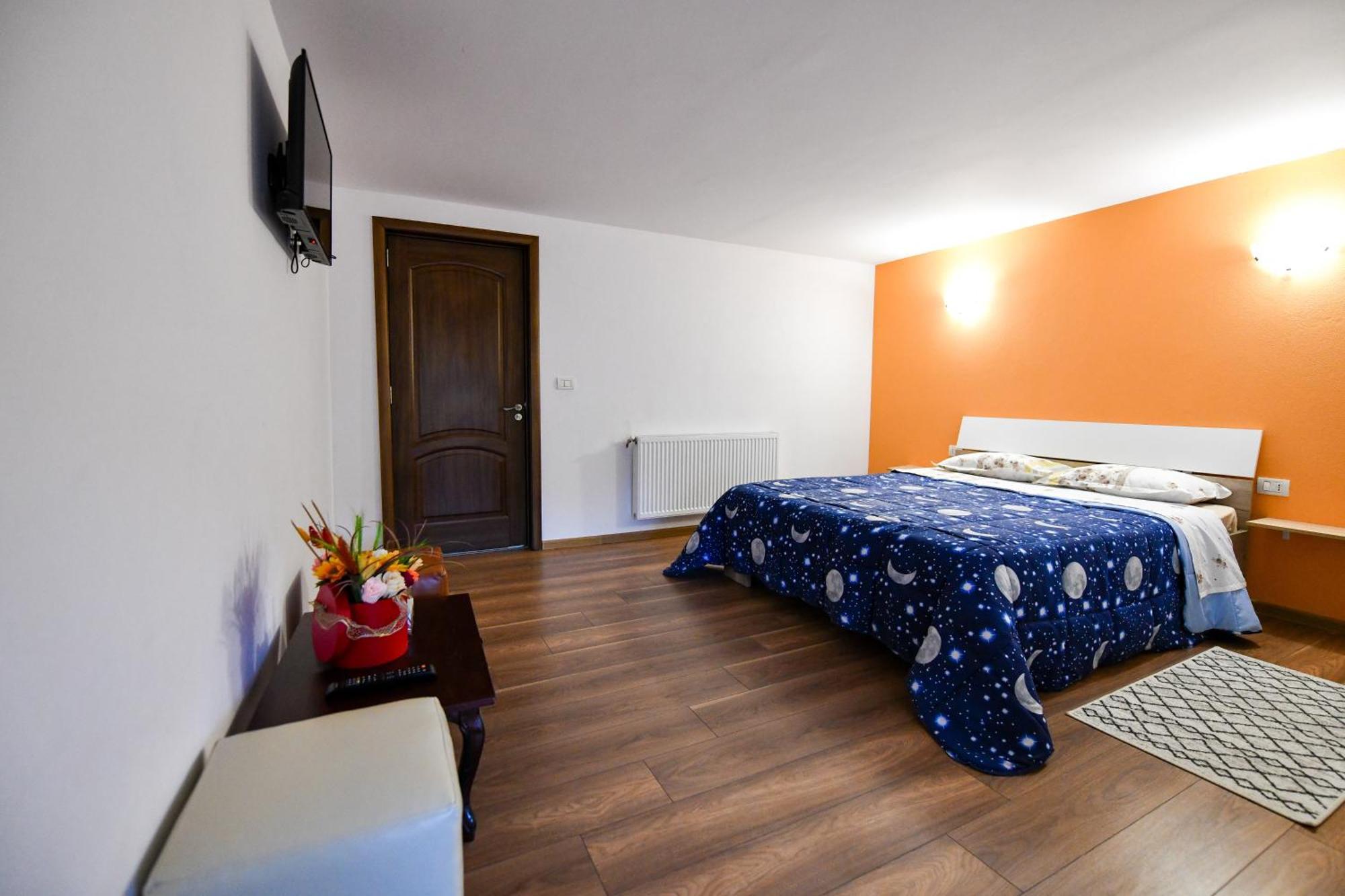 Villa Castellino ตือร์กูออกนา ภายนอก รูปภาพ